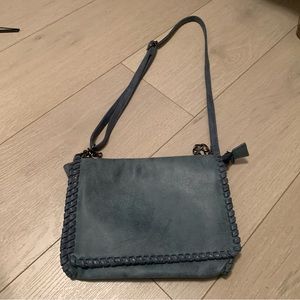 Crossbody purse